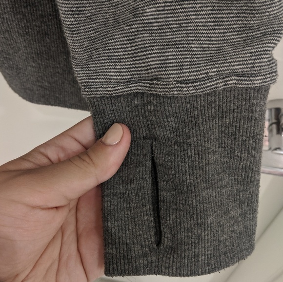 90 Degree by Reflex Striped Hoodie - Picture 5 of 5